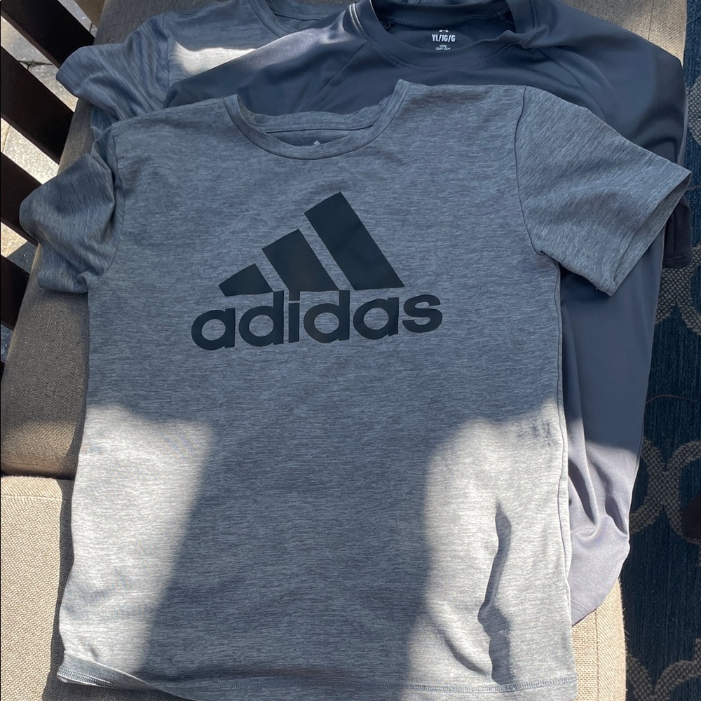 2 Adidas Kids Heather Gray Tee 1 under armor